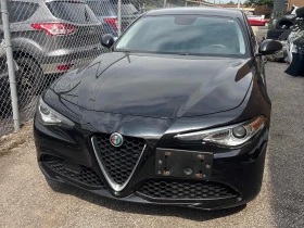 Alfa Romeo Giulia * 4dr Sdn AWD * АВТОКРЕДИТ БЕЗ ПЪРВОНАЧАЛНА ВНОСКА, снимка 6