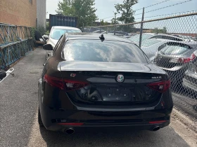 Alfa Romeo Giulia * 4dr Sdn AWD * АВТОКРЕДИТ БЕЗ ПЪРВОНАЧАЛНА ВНОСКА, снимка 4