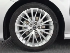 Toyota Camry (Xv70) 2.5, снимка 5