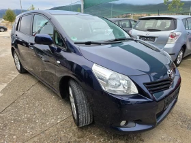 Обява за продажба на Toyota Verso 1.8 Vvti Навигация 7-Места Камера KeyLess Go ~Цена по договаряне - изображение 2