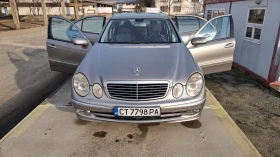 Mercedes-Benz E 220, снимка 8