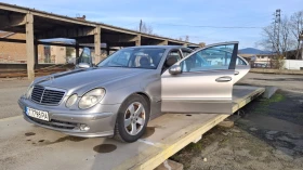 Mercedes-Benz E 220, снимка 9