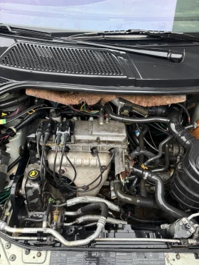 Renault Megane Scenik  - 123 € / 240.57 лв. - 70220004 8