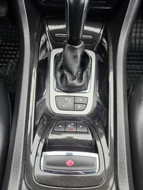 Citroen C5 2.2HDI 204к.с. Exclusive - 4800 € / 9387.98 лв. - 91075659 11