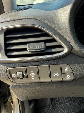 Hyundai I30 1.6 CRDI | Mobile.bg � ����� ������ 8