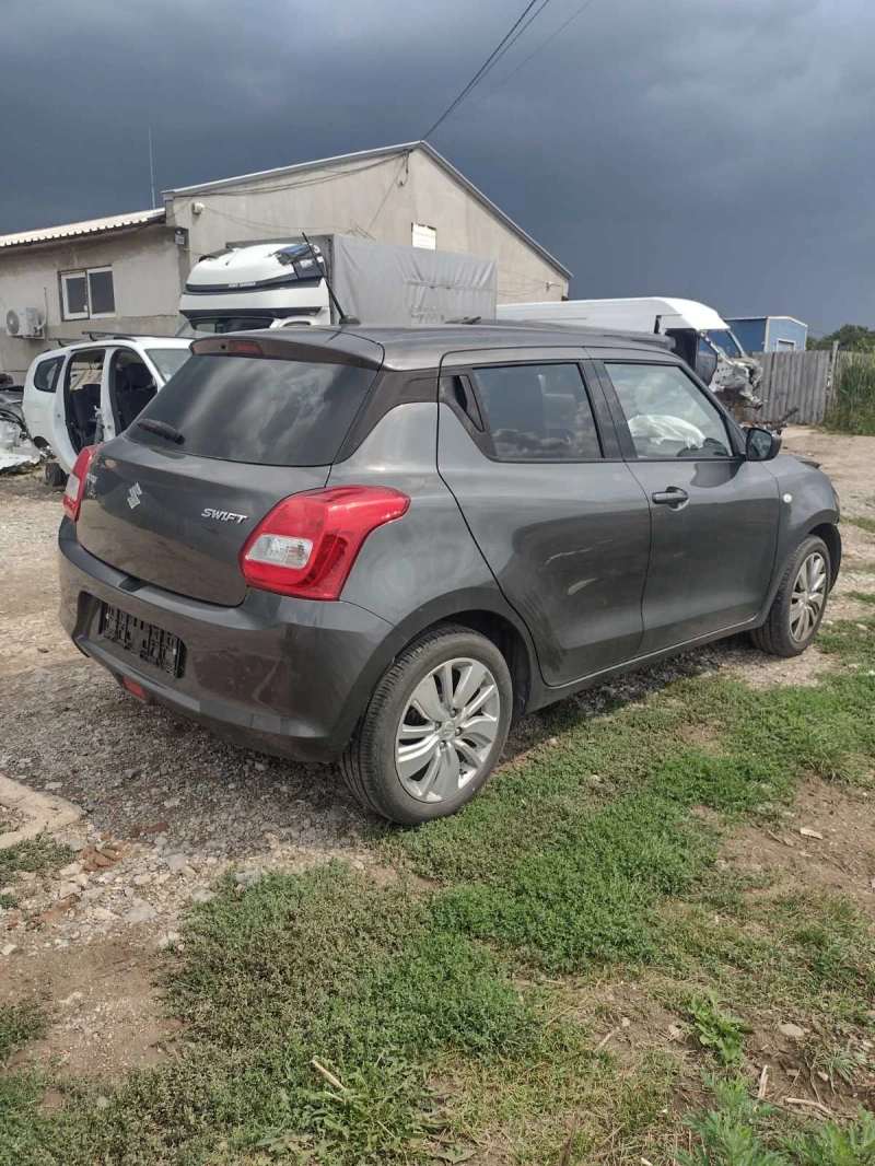 Suzuki Swift 1.2i, снимка 6 - Автомобили и джипове - 37855624