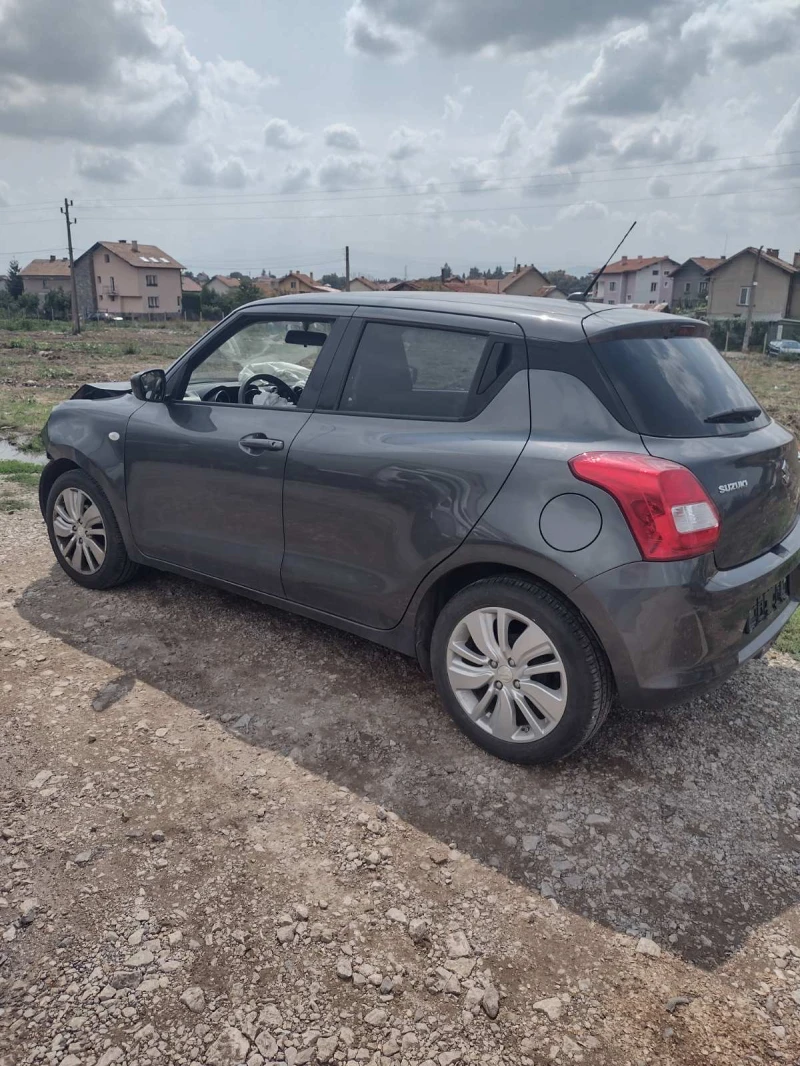 Suzuki Swift 1.2i, снимка 3 - Автомобили и джипове - 37855624