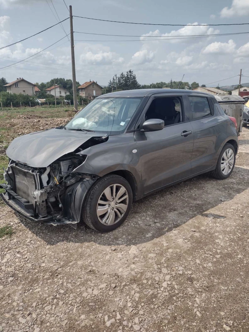 Suzuki Swift 1.2i, снимка 4 - Автомобили и джипове - 37855624