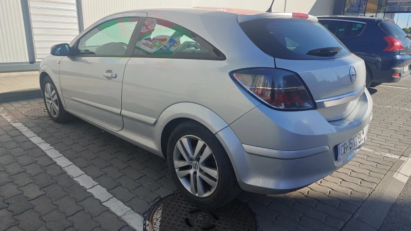 Opel Astra 1.7 CDTI 101, снимка 2 - Автомобили и джипове - 47522985