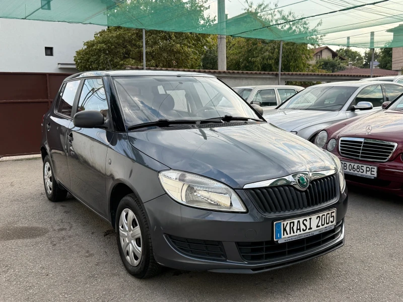 Skoda Fabia 1.2I FACELIFT, снимка 3 - Автомобили и джипове - 51132194