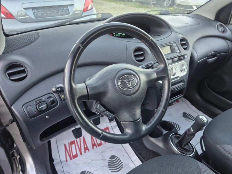 Toyota Yaris 1.4D4D-SOL, снимка 8 - Автомобили и джипове - 52804297
