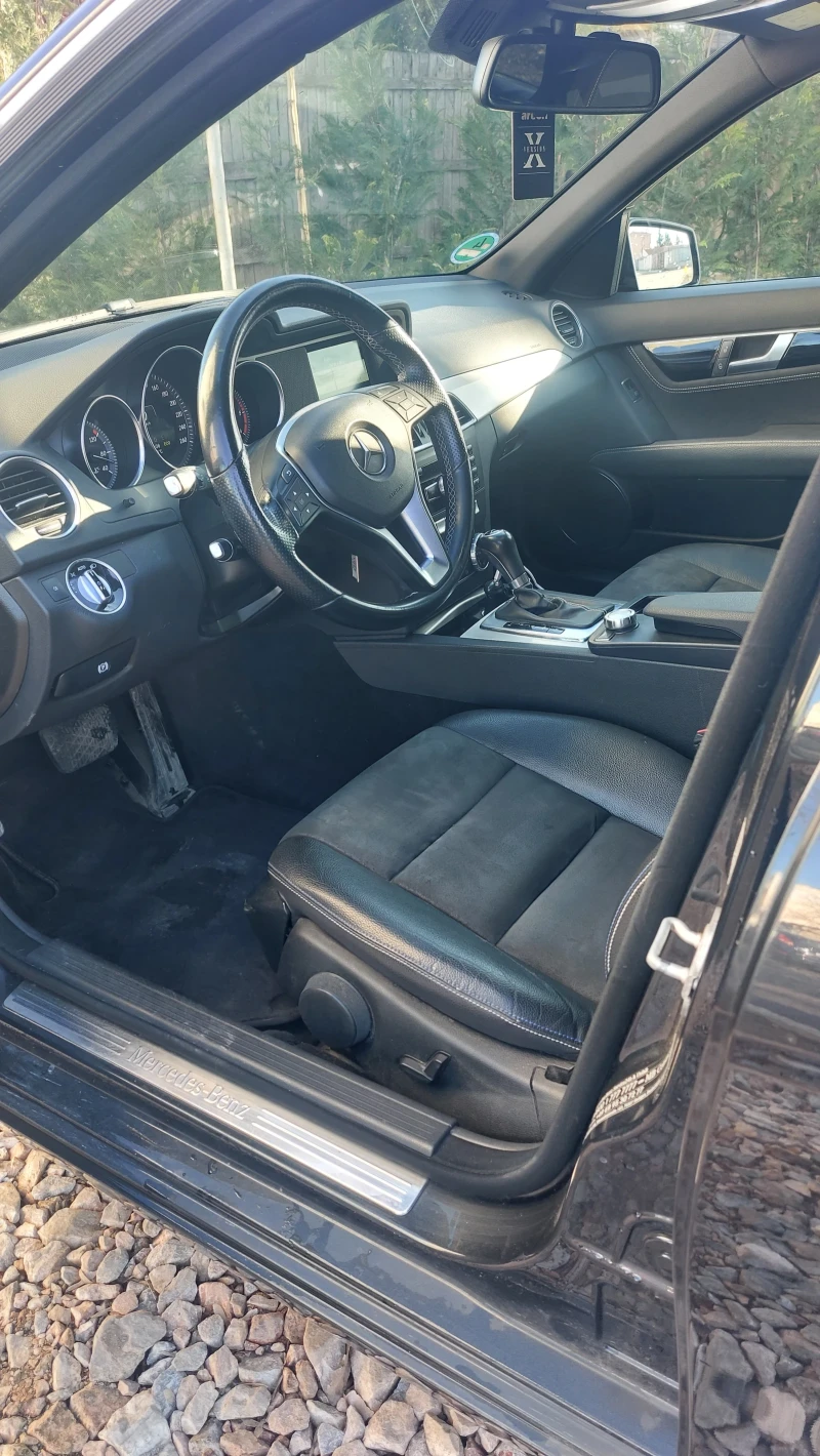 Mercedes-Benz C 220 AMG Пакет-170 кс, снимка 8 - Автомобили и джипове - 53167109