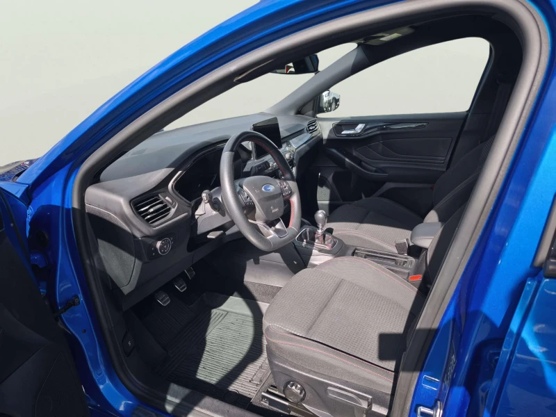 Ford Focus 1.0, снимка 7 - Автомобили и джипове - 53268688