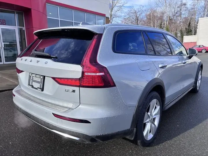 Volvo V60 Automatic, снимка 9 - Автомобили и джипове - 56004395