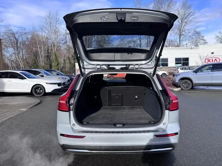 Volvo V60 Automatic, снимка 7 - Автомобили и джипове - 56004395