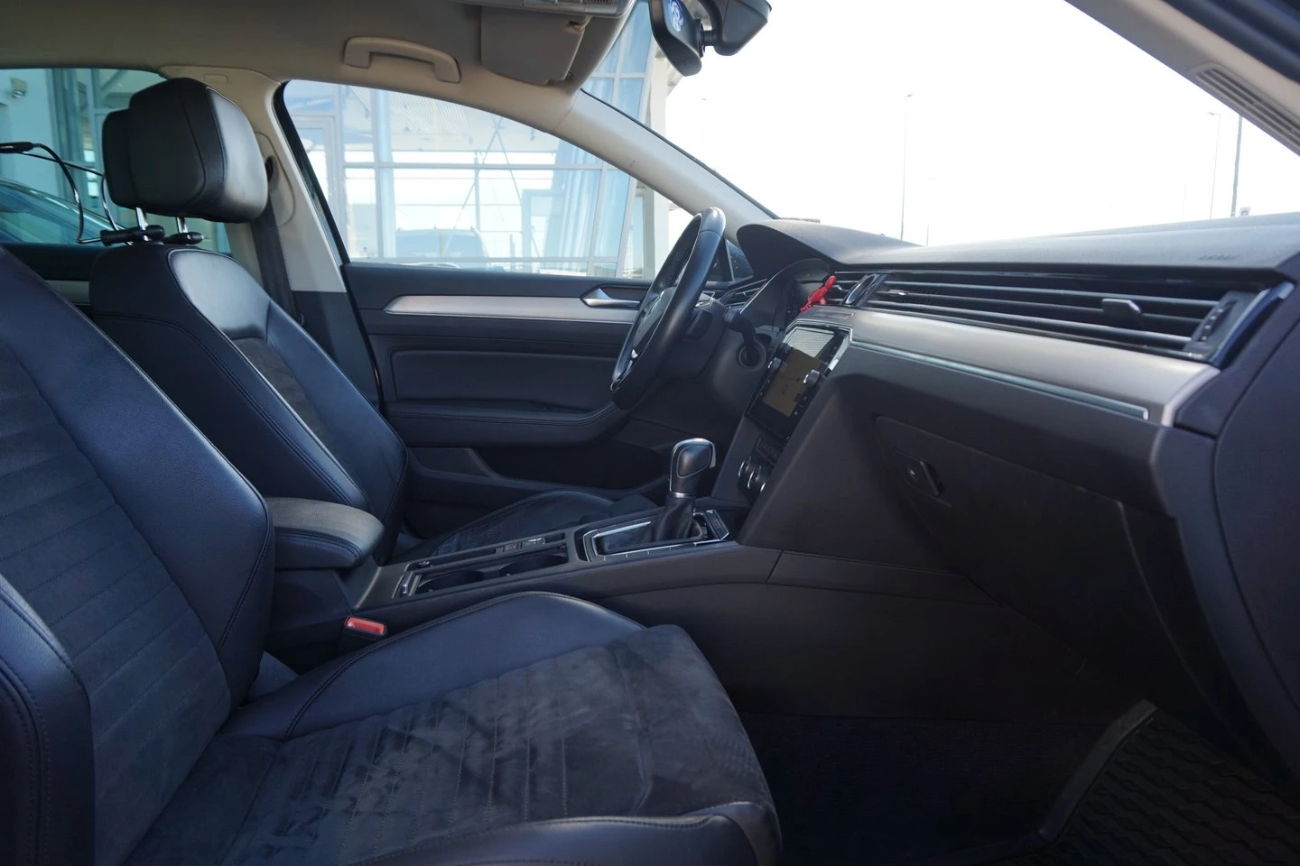 VW Passat SS HL 2.0TDI SCR BMT 4MOTION - изображение 7