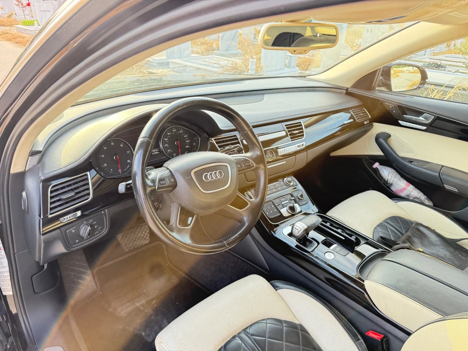 Audi A8 4.0 T - изображение 8