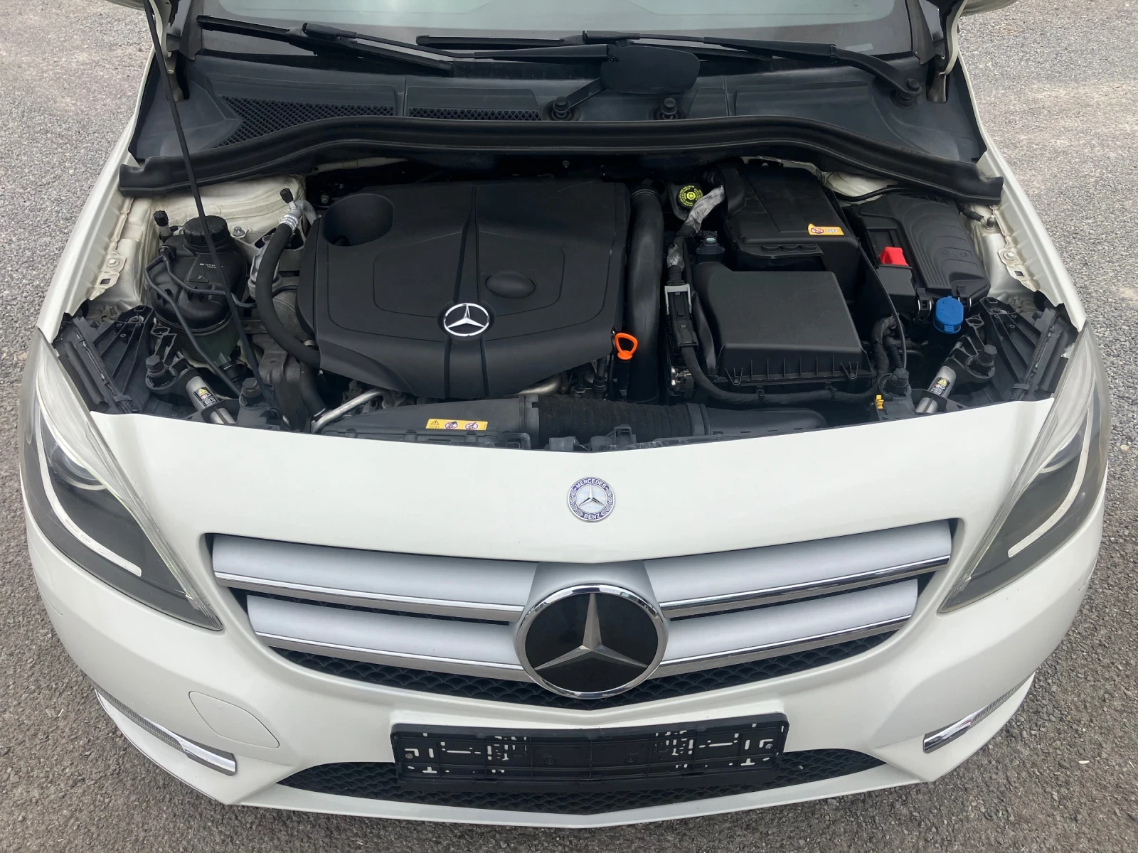 Mercedes-Benz B 180 Premium  - изображение 9