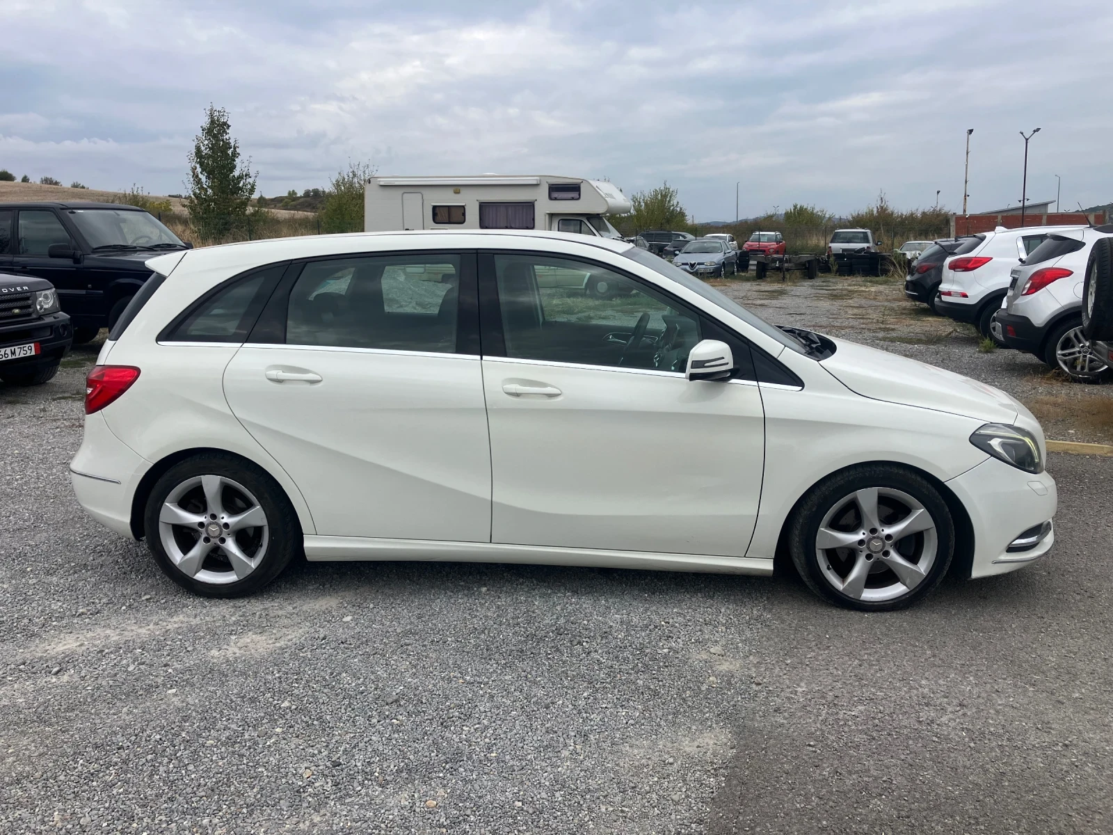 Mercedes-Benz B 180 Premium  - изображение 4