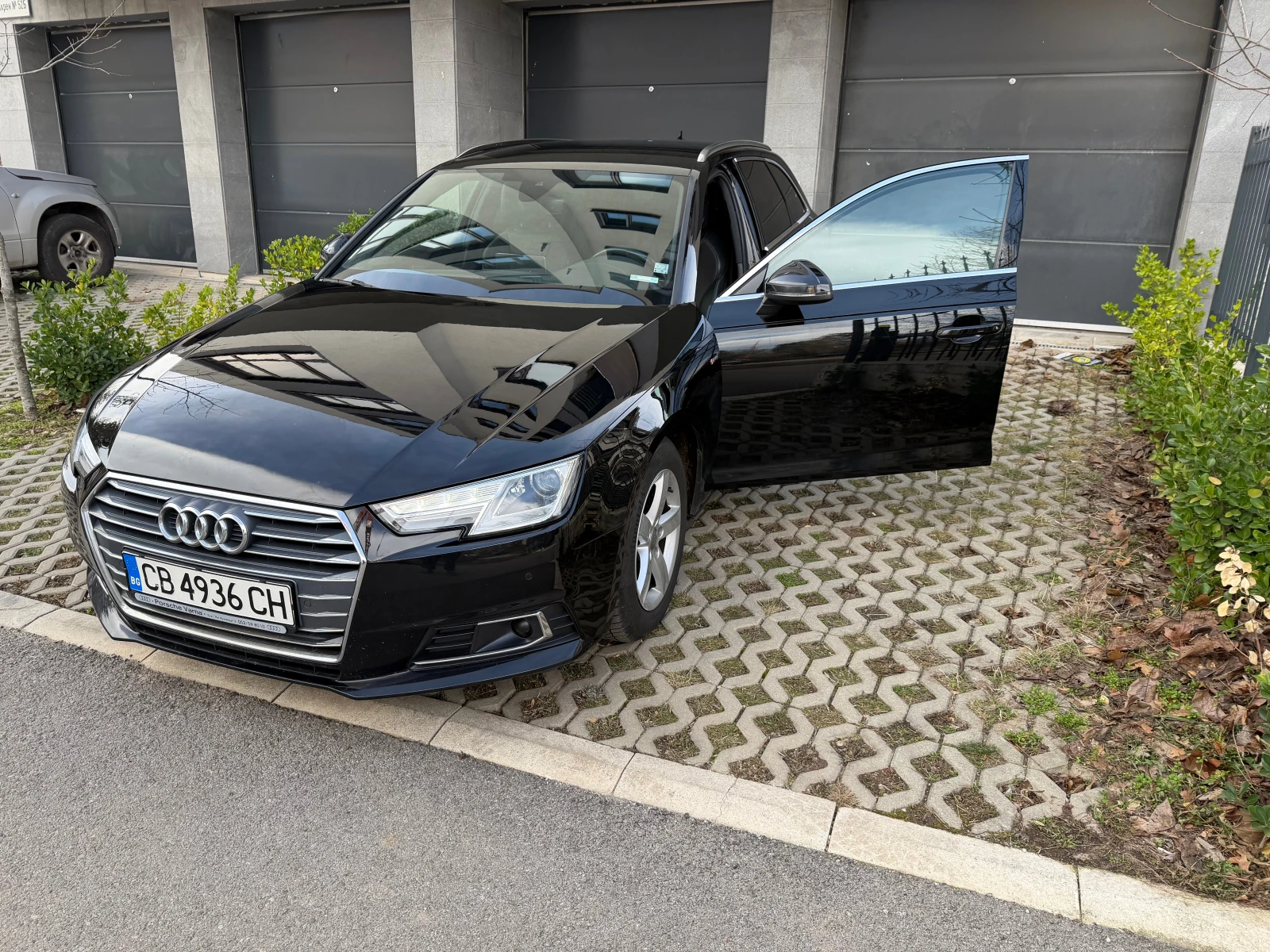 Audi A4 S-Line - изображение 2