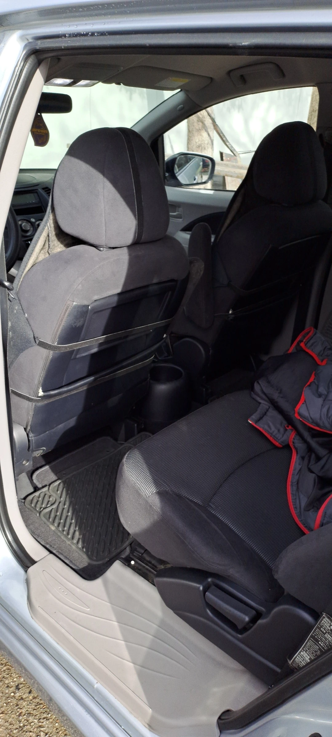 Mitsubishi Grandis | Mobile.bg � ����������� 14