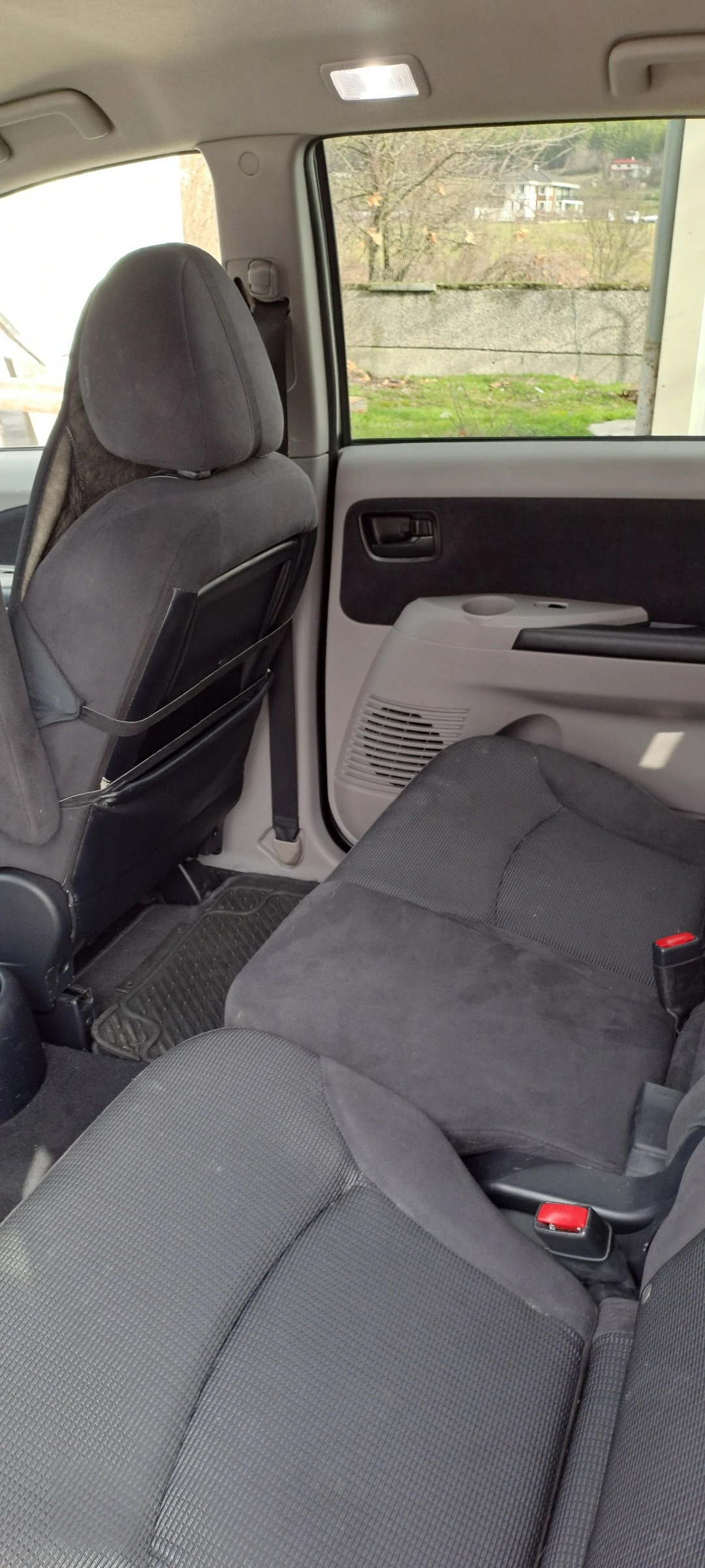 Mitsubishi Grandis | Mobile.bg � ����������� 15