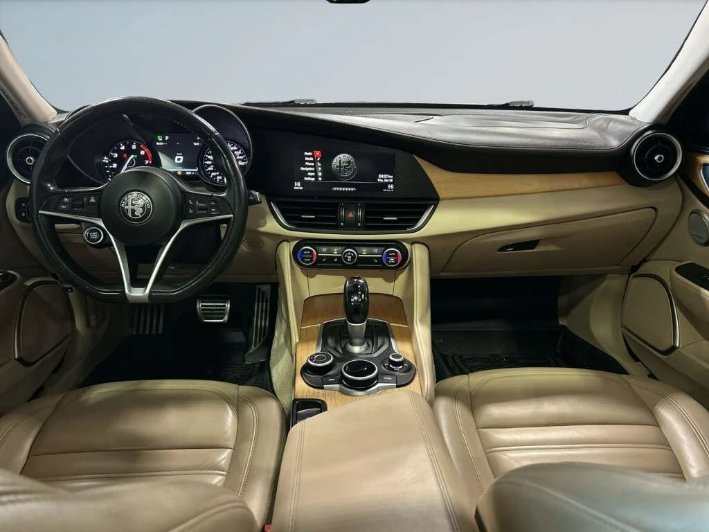 Alfa Romeo Giulia * Ti Q4 * CARFAX * ЦЕНА ДО БГ - изображение 10