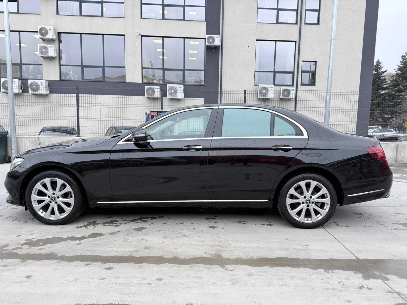 Mercedes-Benz E 220 4MATIC-EXCLUSIVE | Mobile.bg � ����������� 4