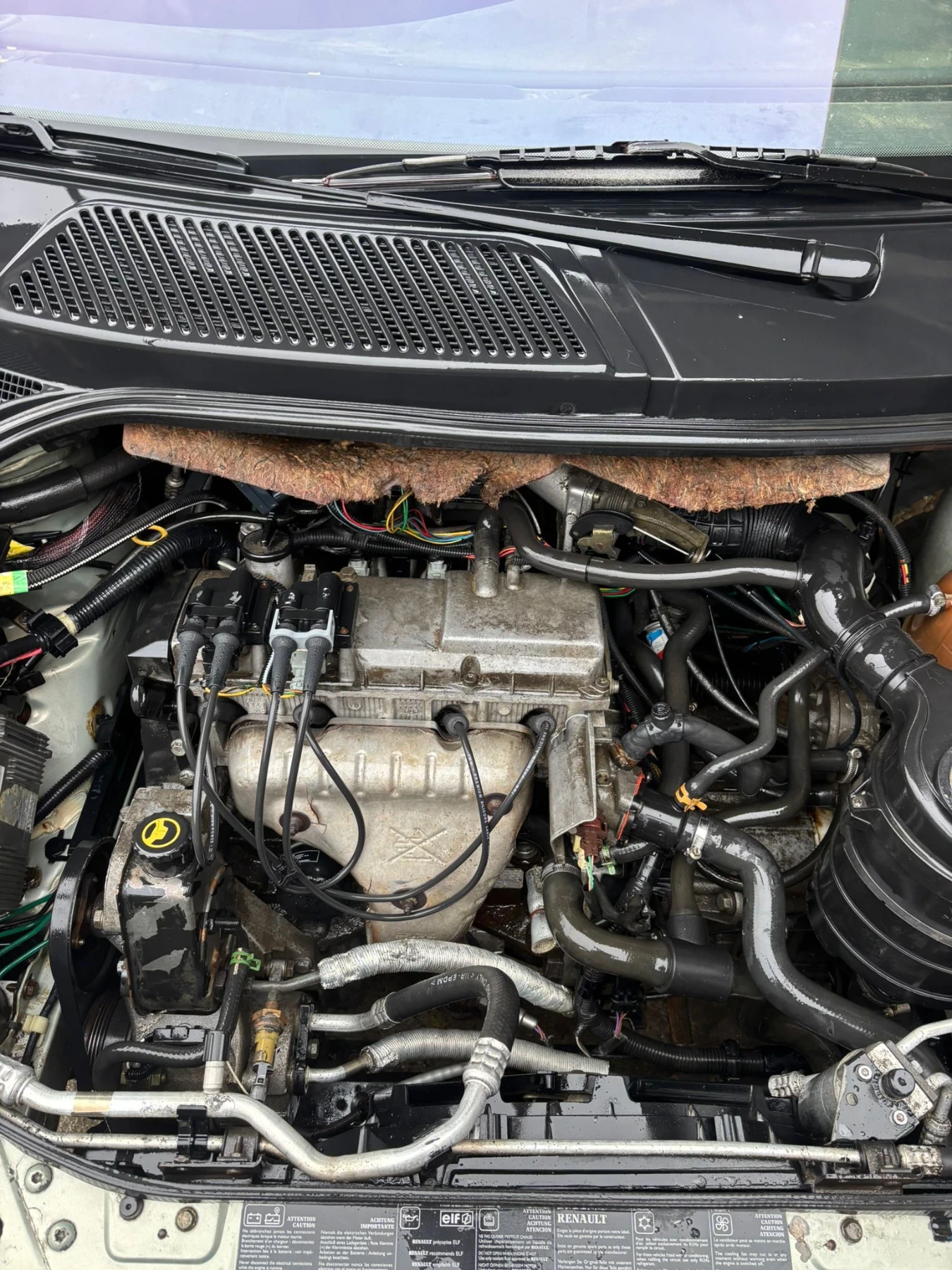 Renault Megane Scenik , снимка 8 - Автомобили и джипове - 53831321