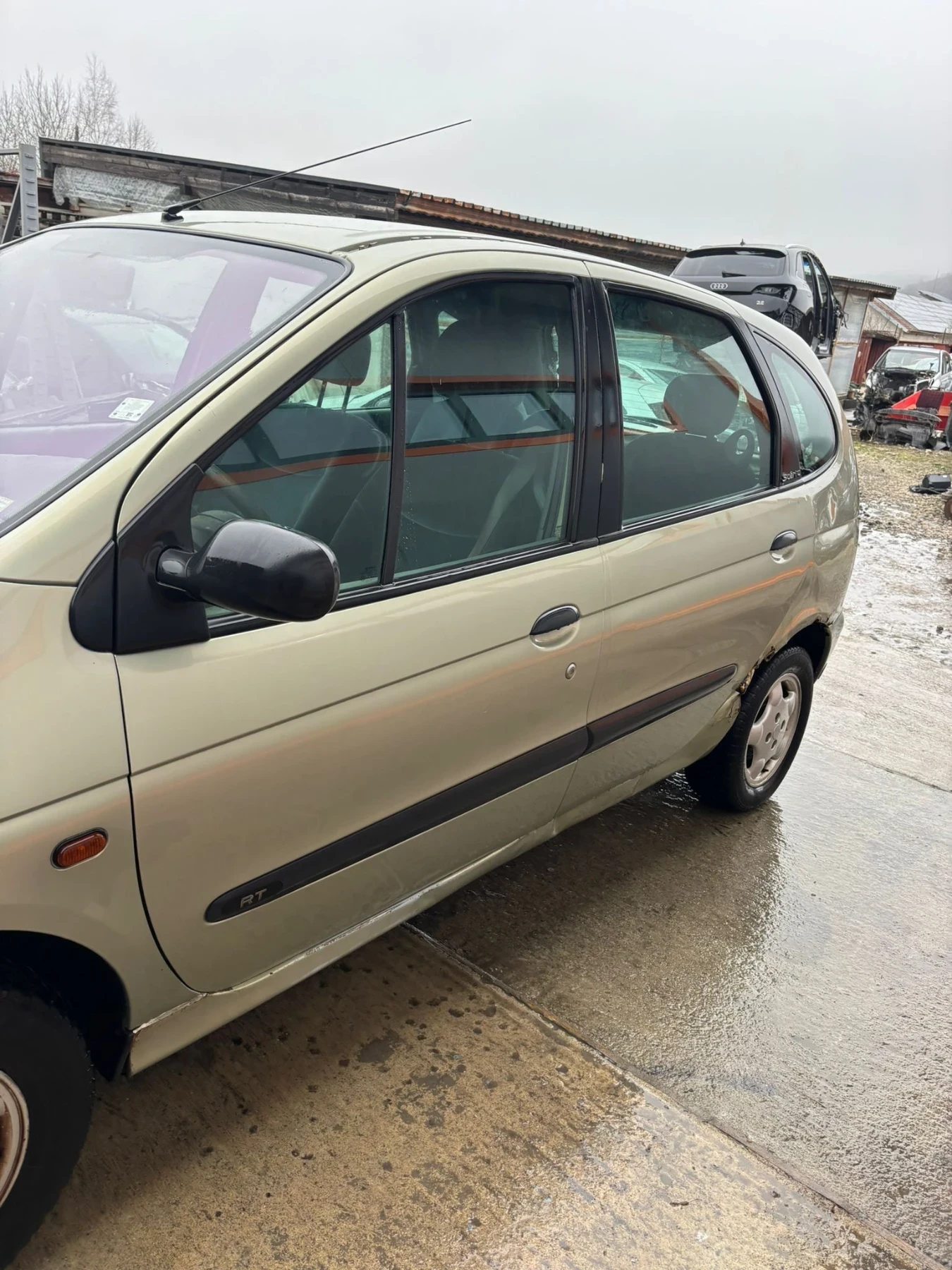 Renault Megane Scenik , снимка 3 - Автомобили и джипове - 53831321