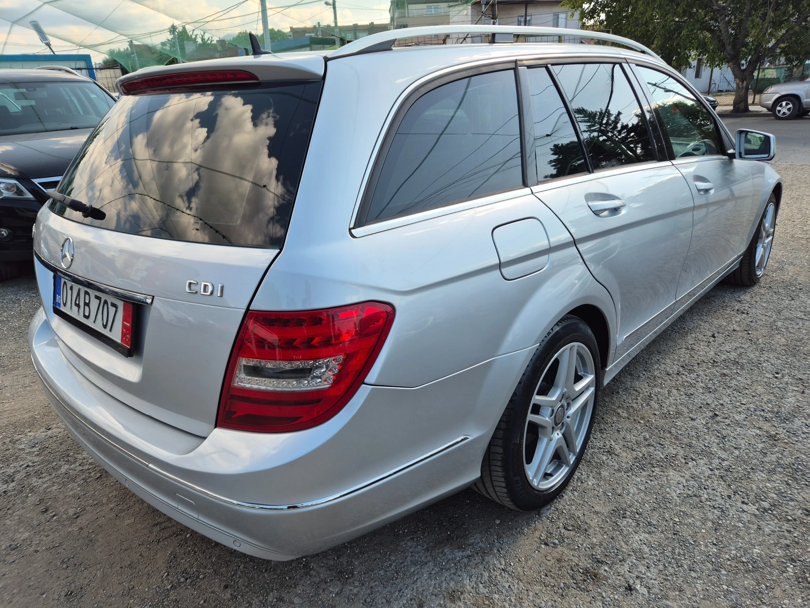 Mercedes-Benz C 200, снимка 3 - Автомобили и джипове - 54068897