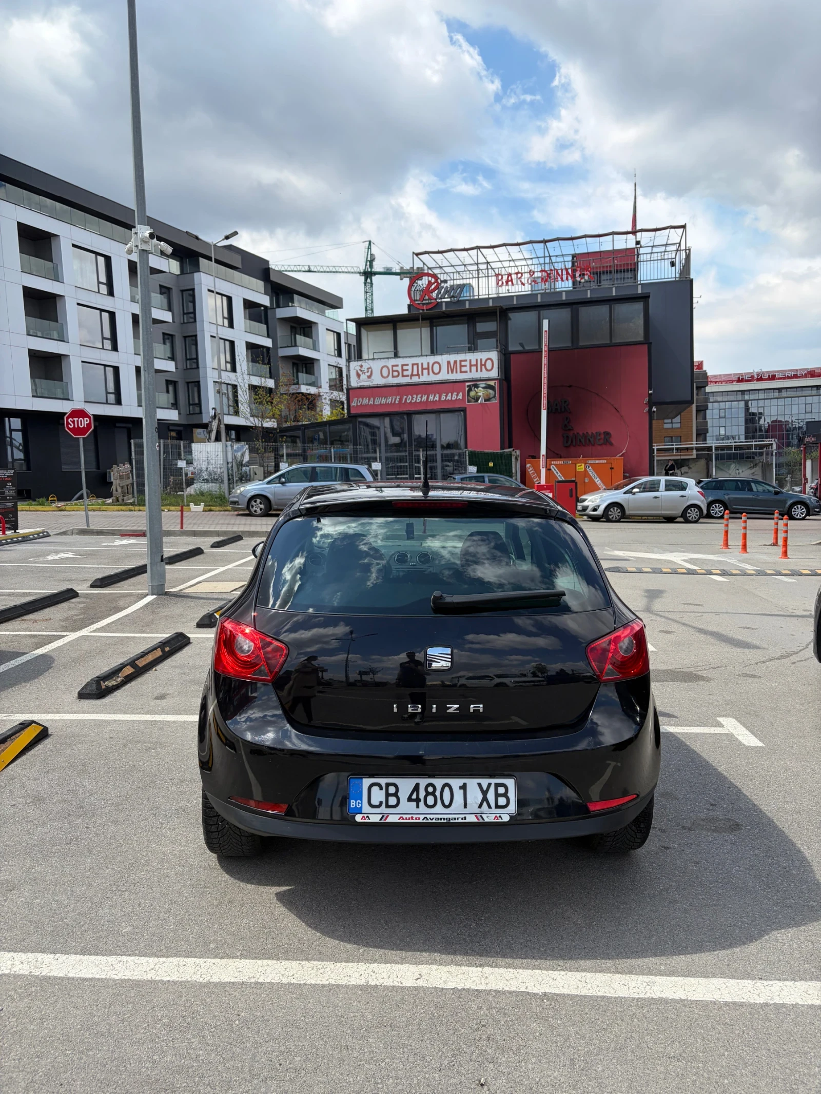 Seat Ibiza, снимка 7 - Автомобили и джипове - 54176186