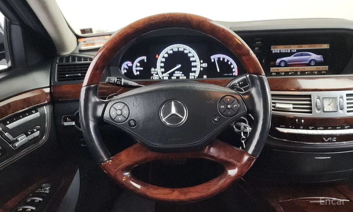 Mercedes-Benz S 600 L* 4MATIC* DESIGNO* КОЖА* ОБДУХВАНЕ* ПОДГРЕВ* МАСА, снимка 11 - Автомобили и джипове - 54231387