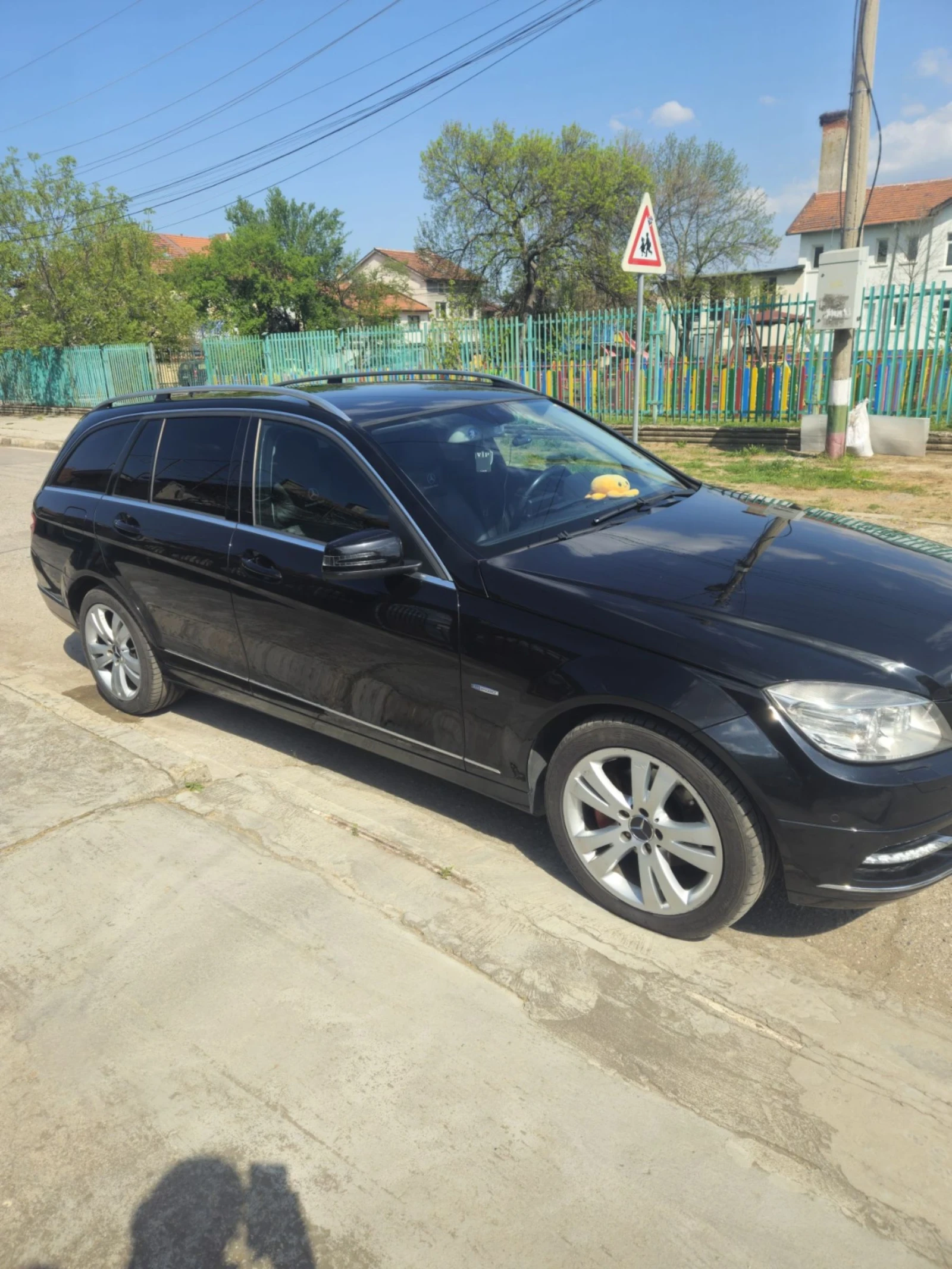 Mercedes-Benz C 220, снимка 4 - Автомобили и джипове - 54367341
