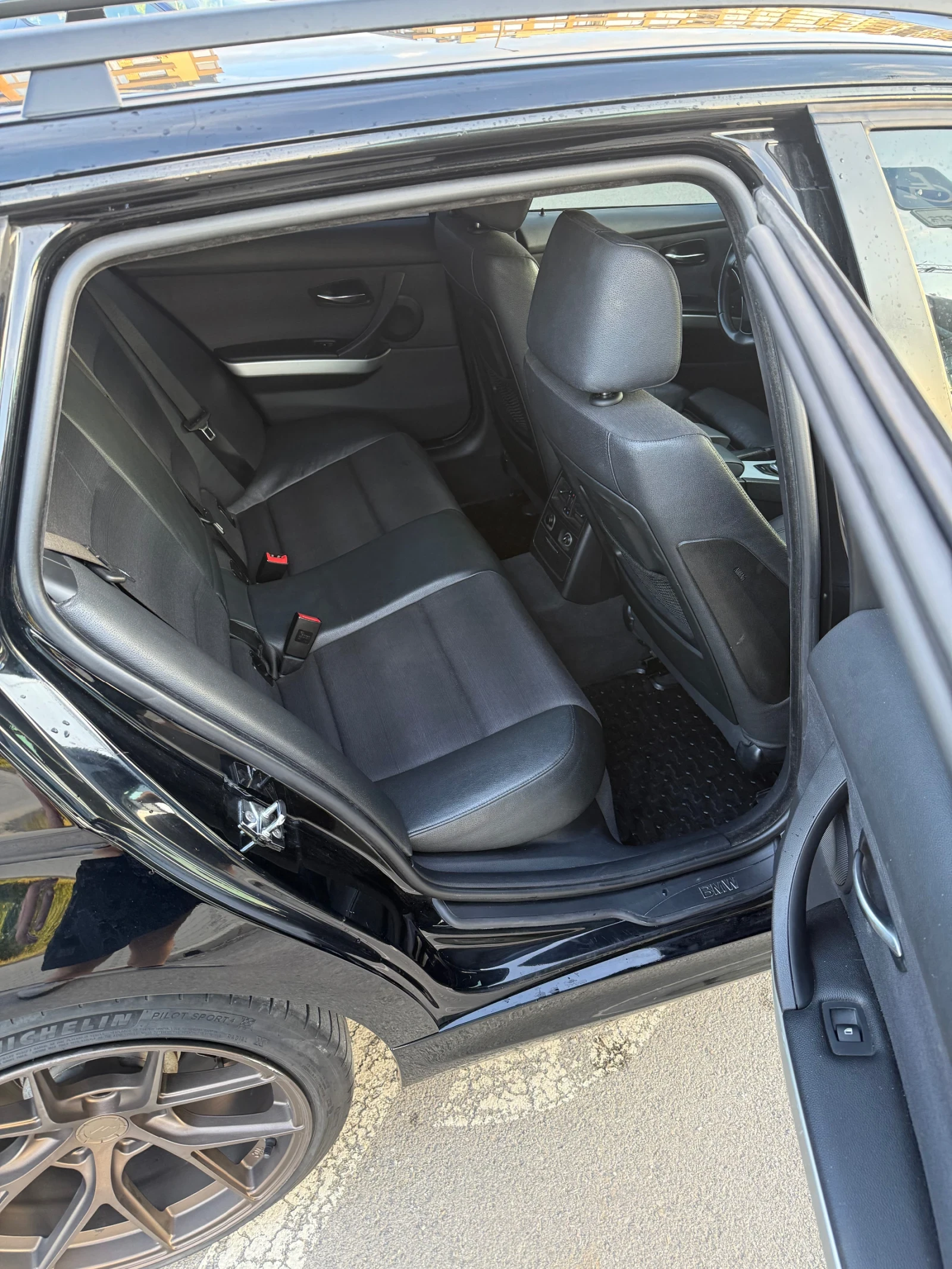 BMW 325   e91 M57 Stage3, снимка 8 - Автомобили и джипове - 54988029