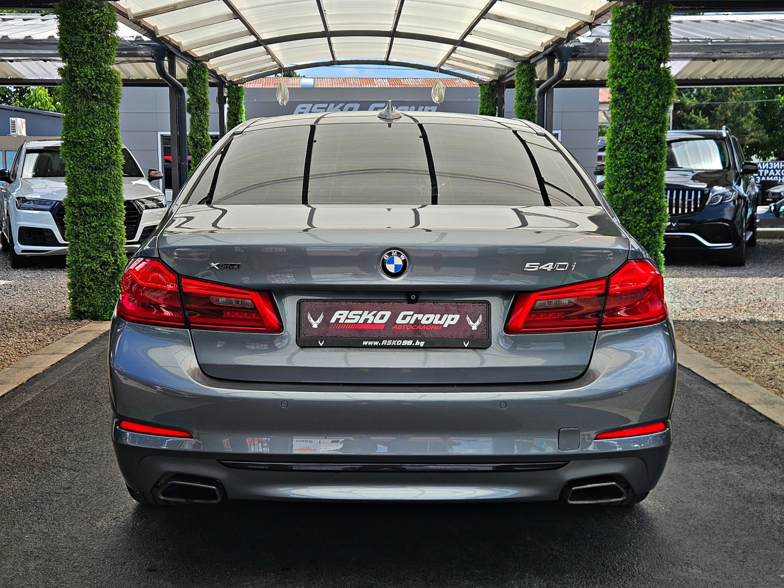 BMW 540 i/XD/SPORT LINE/DISTR/HUD/CAMERA/ВАКУМ/ПОДГРEB/LIZ, снимка 6 - Автомобили и джипове - 55183570