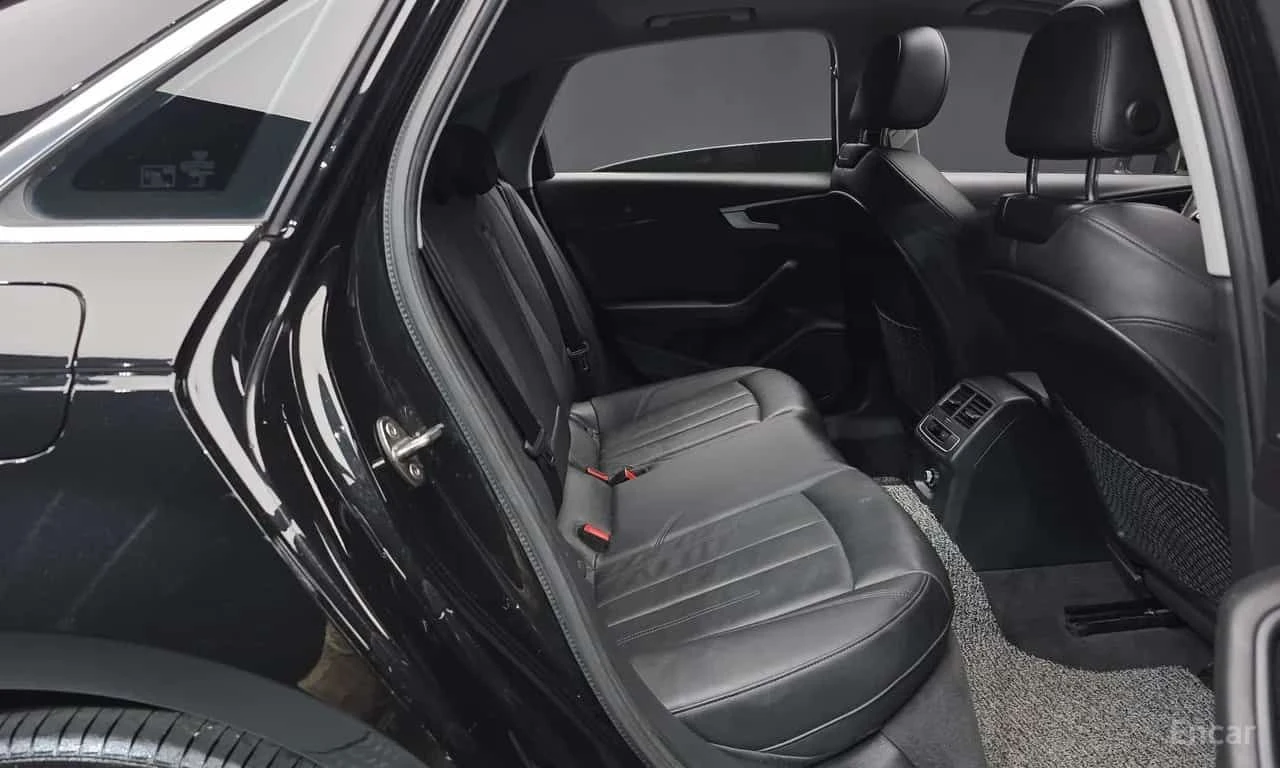 Audi A4 * 35 TDI Quattro Premium * CARFAX * ЦЕНА ДО БГ, снимка 12 - Автомобили и джипове - 55499808