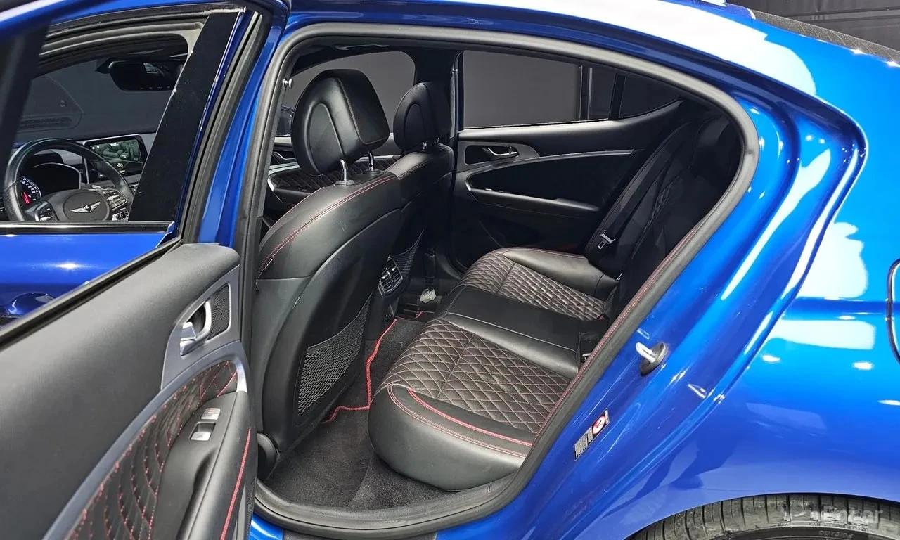 Genesis G70 3.3T Sport| HUD| ПАМЕТ| 360| ПАНО| ОБДУХ| , снимка 12 - Автомобили и джипове - 55878104