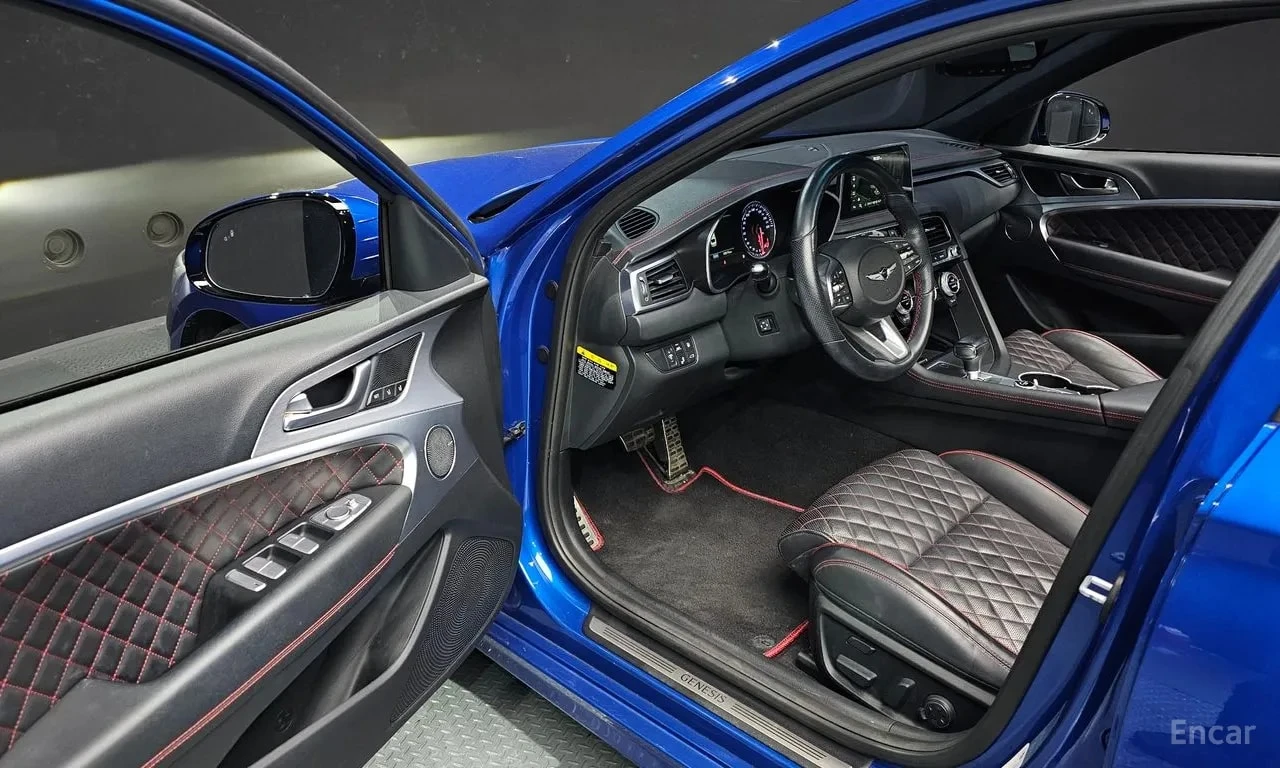 Genesis G70 3.3T Sport| HUD| ПАМЕТ| 360| ПАНО| ОБДУХ| , снимка 11 - Автомобили и джипове - 55878104
