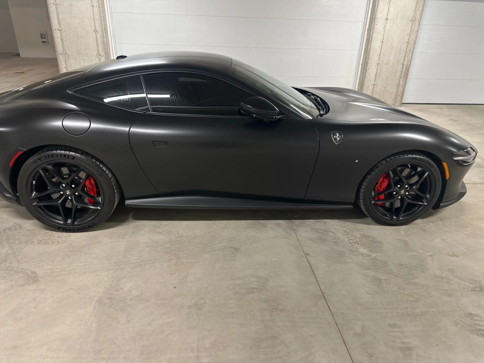Ferrari Roma JBL* Passenger Display* Full Matrix* Carbon Fiber | Mobile.bg � ����������� 4