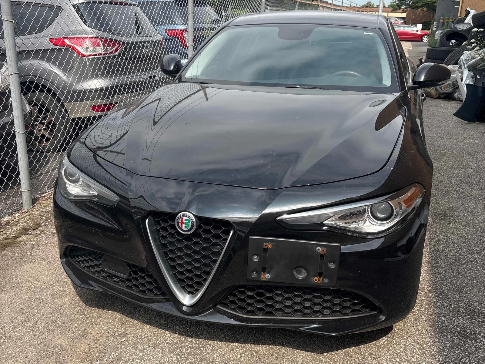 Alfa Romeo Giulia * 4dr Sdn AWD * АВТОКРЕДИТ БЕЗ ПЪРВОНАЧАЛНА ВНОСКА, снимка 6 - Автомобили и джипове - 56064480
