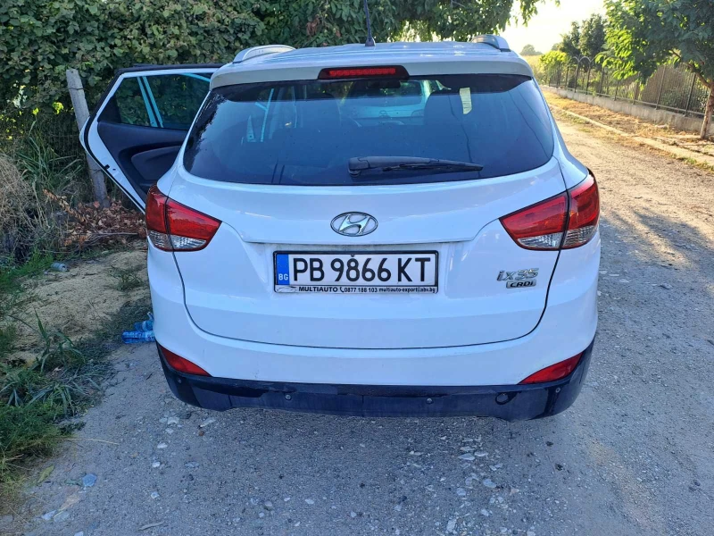 Hyundai IX35 2.0 CRDI, снимка 8 - Автомобили и джипове - 47457687