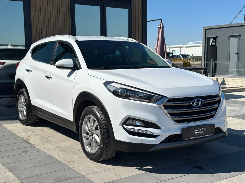 Hyundai Tucson * 2.0CRDI* 4WD* Сервизна История !* , снимка 2 - Автомобили и джипове - 49587274