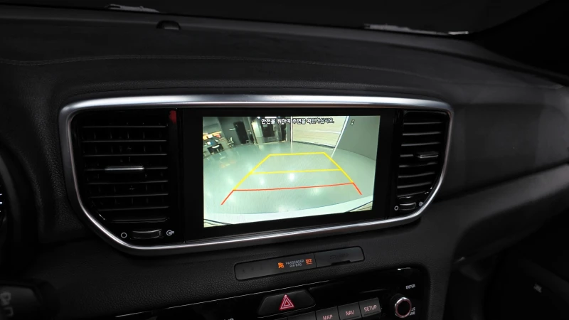 Kia Sportage 2.0, снимка 13 - Автомобили и джипове - 51521815