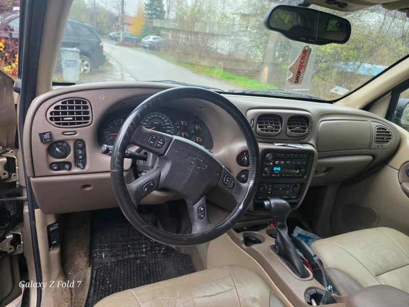 Chevrolet Trailblazer 4.2 vortex Бензин - Газ, снимка 6 - Автомобили и джипове - 52510554