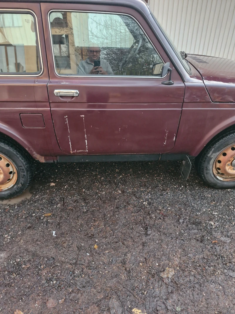Lada Niva 1.7, снимка 6 - Автомобили и джипове - 52618028