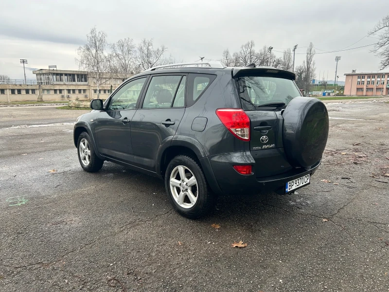 Toyota Rav4 2.2 D-CAT, 4x4 Италия, снимка 4 - Автомобили и джипове - 53053339