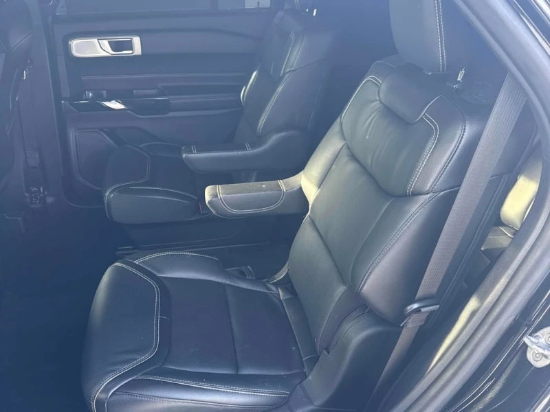 Ford Explorer * ST * CARFAX * БЕЗ ПЪРВОНАЧАЛНА ВНОСКА, снимка 10 - Автомобили и джипове - 53176338