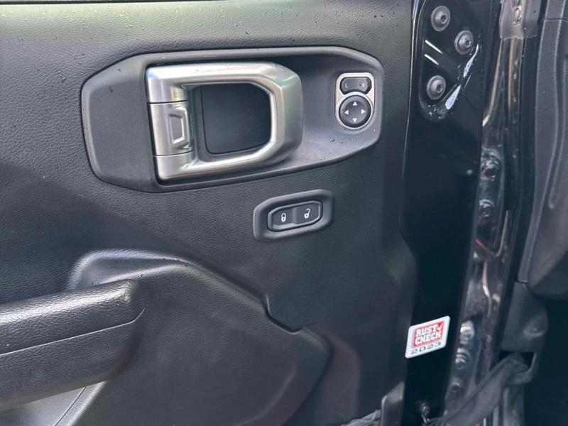 Jeep Wrangler * Rubicon * CARFAX * ПОДГРЕВ* , снимка 14 - Автомобили и джипове - 53335754