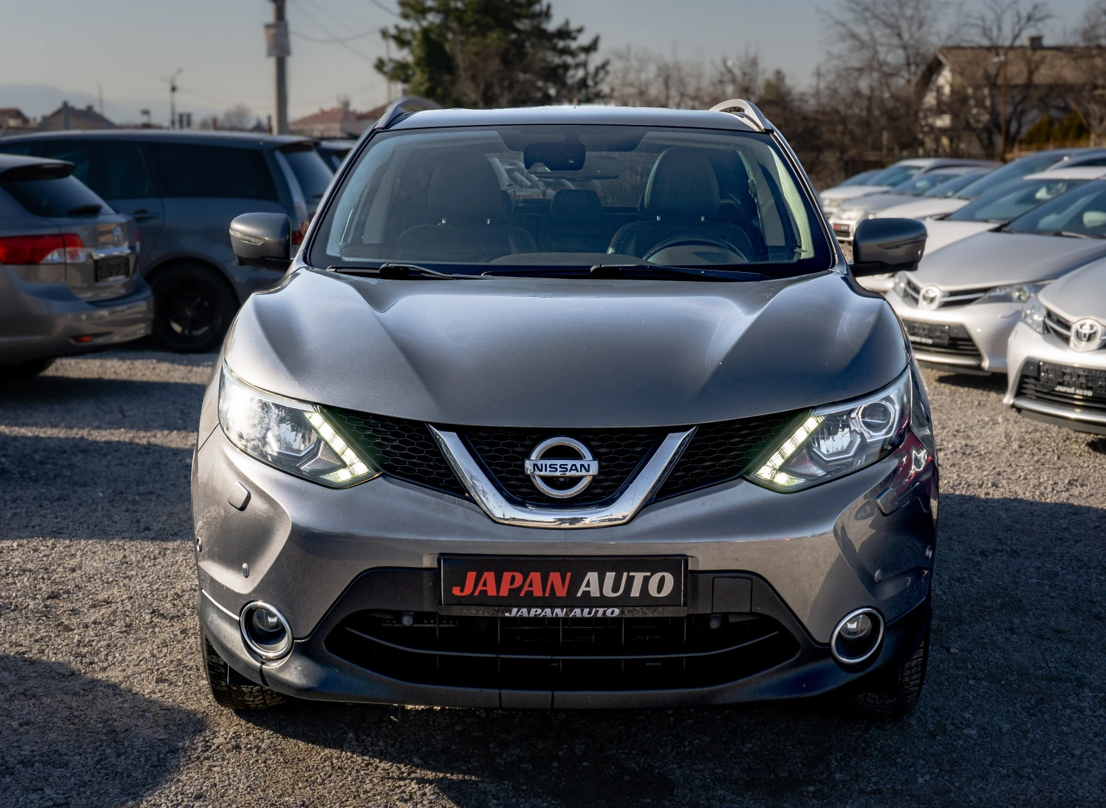 Nissan Qashqai 1.6 TEKNA 163к.с. | КАТО НОВА! МНОГО ЕКСТРИ| ГАРАН, снимка 1